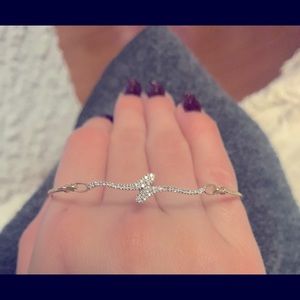 14kt Yellow Gold and 0.1 ct Diamond snake bangle